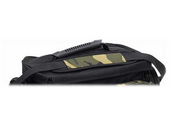 Berkley - Taška Camo Shoulder Bag