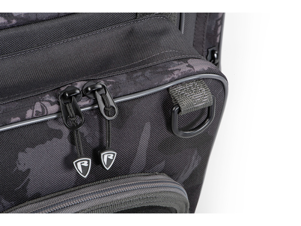 Fox Rage Voyager Camo Medium Carryall