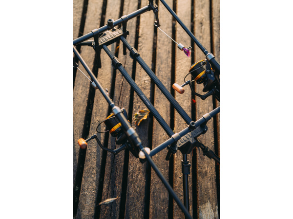 Giants fishing Stojan Dual H-Rod Pod 3 Rods 
