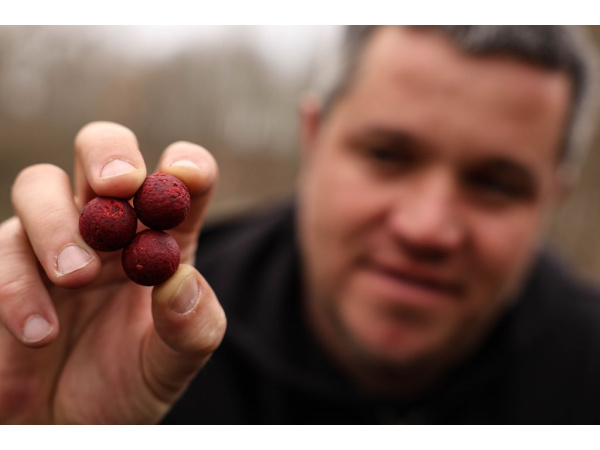 Karel Nikl Nikl Hotové boilies Gigantica ATTRACTIVE