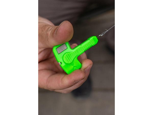 KORUM - Utahovač Uzlů Rig Multi Tool s Brouskem
