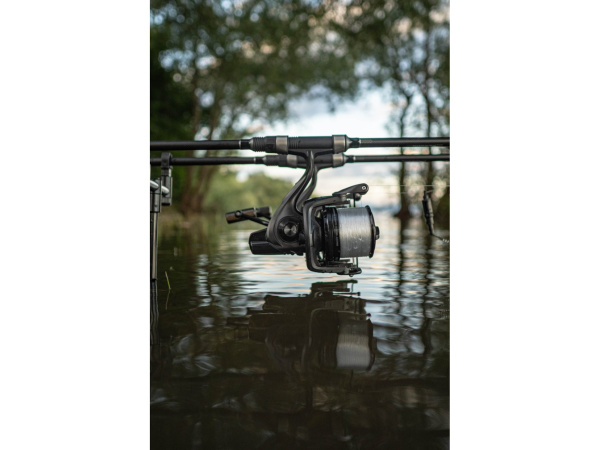 Giants fishing Naviják XRS FD 9000 + černá cívka 10000 ZDARMA! 