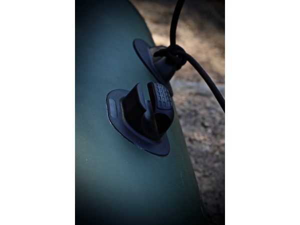 LK Baits člun Top Khaki Sonar 220 - lamelová podlaha