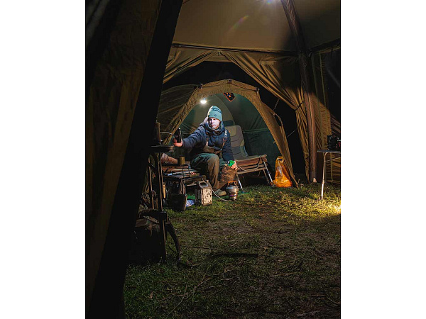 Fox přístřešek Air Frame Social Shelter