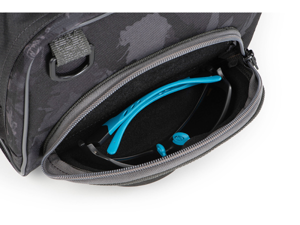 Fox Rage Voyager Camo Medium Carryall