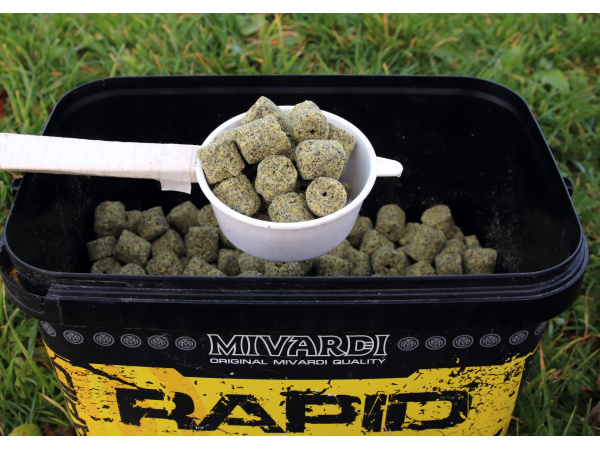 Mivardi Rapid pelety - Turbo (1kg | 16mm)