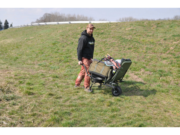 Křeslo Feeder Master