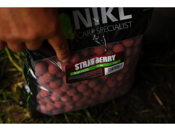 Karel Nikl - Hotové Boilies Strawberry