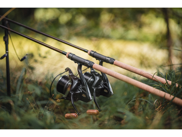 Giants fishing Naviják Deluxe Reel FD 9000 + cívka 9000 ZDARMA!