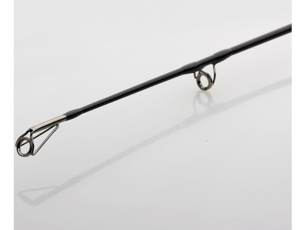 MADCAT - Prut Black heavy duty 2,4m, 200 - 300g, 2D