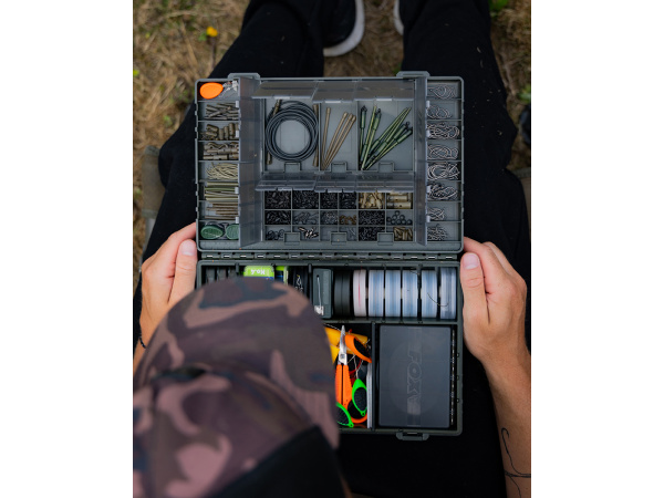 EDGES "loaded" medium tackle box