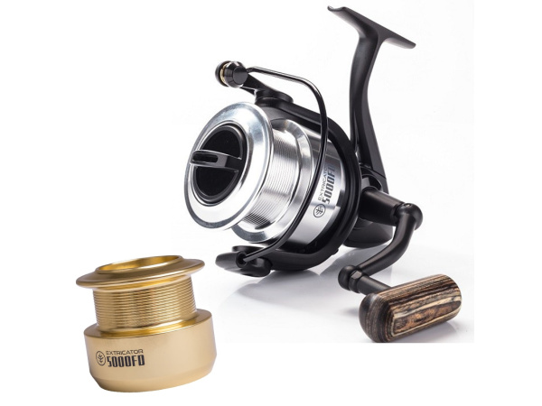 Wychwood Naviják Extricator 5000FD + náhradní zlatá cívka ZDARMA!