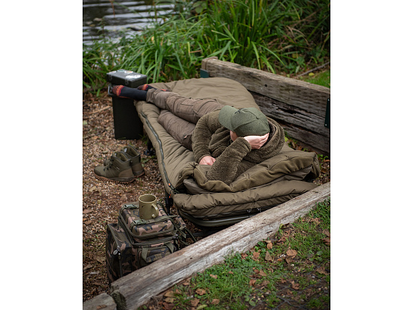 Fox lehátko se spacákem Duralite - All Season Sleep Systems