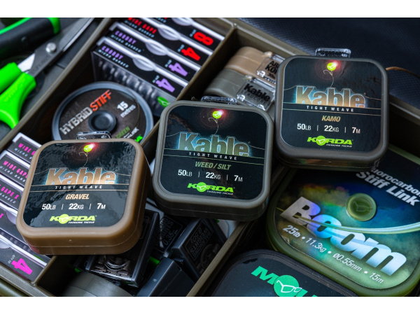 KORDA Olověná Šňůrka Kable Tight Weave 7 m Camo