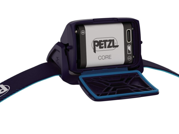 PETZL - Čelovka Actik Core 2025 modrá