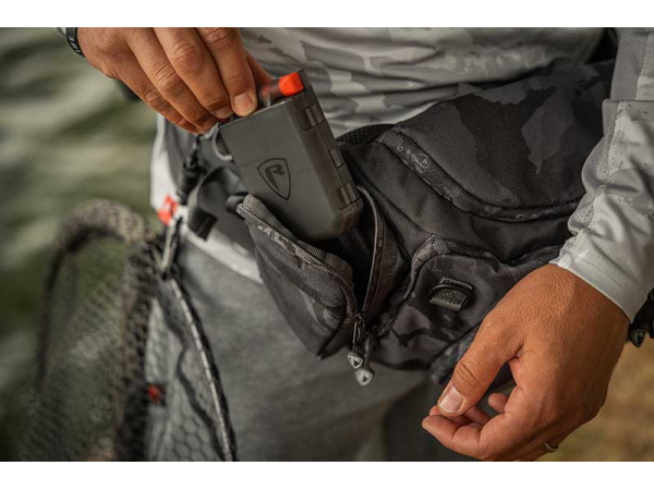 Fox Rage Camo Voyager Belt Bag