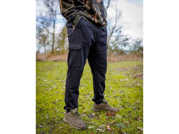 Fox tepláky LW Black/Camo Combat Joggers