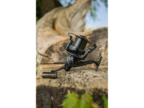Giants fishing Naviják XRS FD 9000 + černá cívka 10000 ZDARMA! 