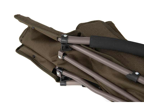 Voyager folding guest chair