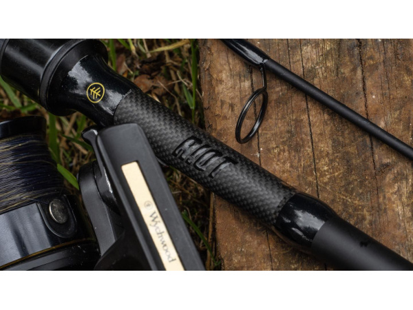 Wychwood - kaprový prut Riot 12ft 3.25lb 2D