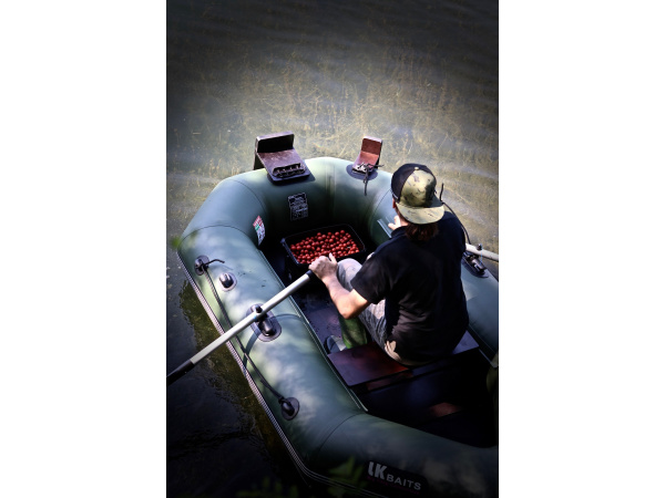 LK Baits člun Top Khaki Sonar 220 - lamelová podlaha