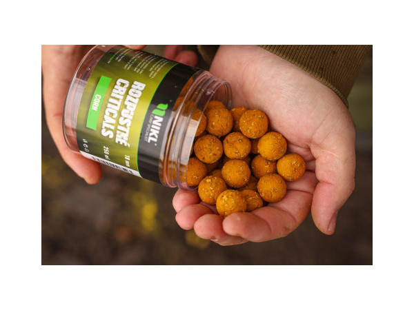 Nikl Rozpustné Criticals boilie Corn 250ml