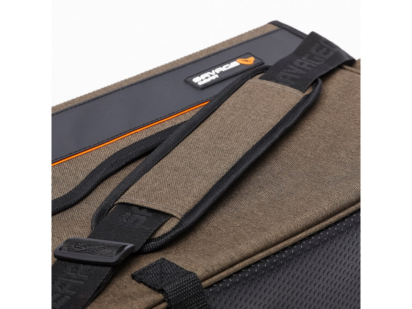 SAVAGE GEAR - Specialist Shoulder Lure Bag + 2 plast. boxy, 16L