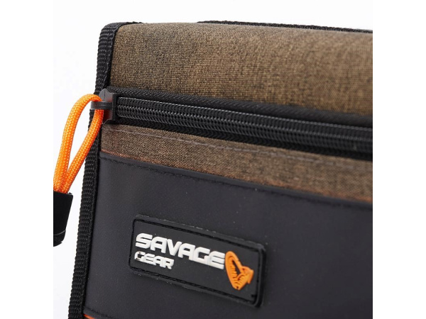 SAVAGE GEAR - Flip rig bag M + plast. box a 12ks sáčků