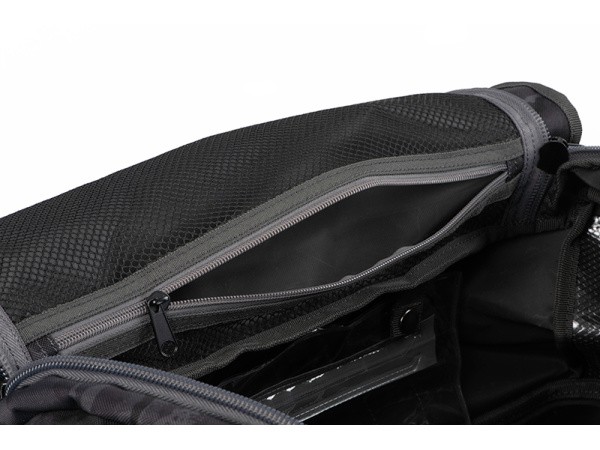 FOX - Taška Rage Voyager camo Medium Holdall