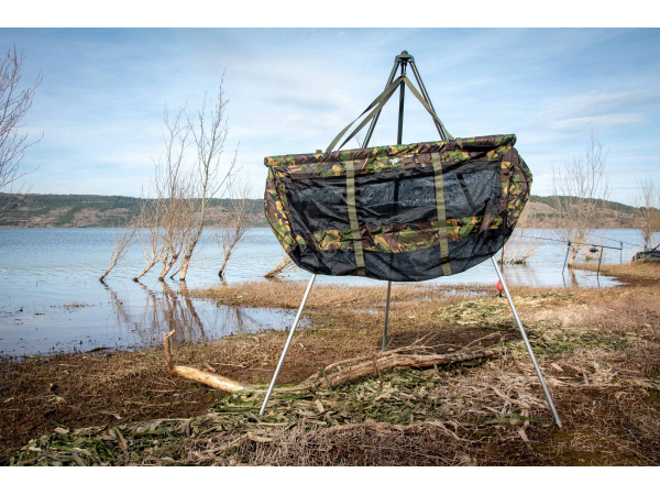 Giants fishing Vážící sak plovoucí Weigh Sling Floating Luxury Camo XL
