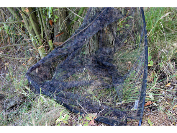 Podběrák CamoCODE 100 x 100 cm + tyč