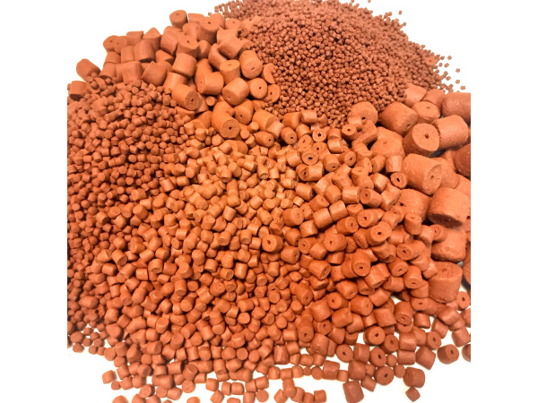 LOVÍME RYBY - Pelety s dírou 10kg, Red halibut