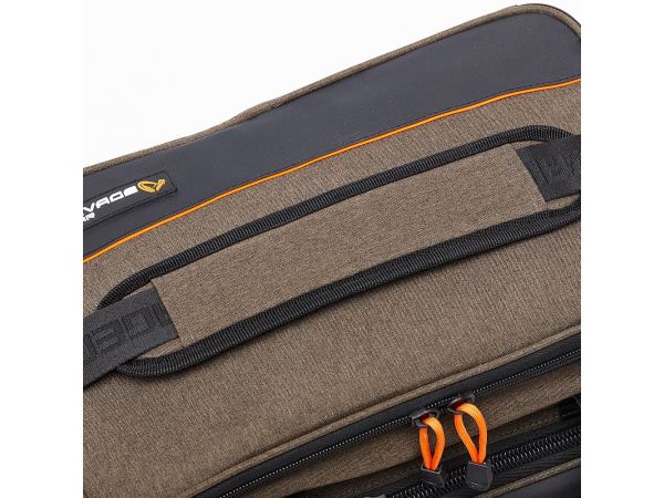 SAVAGE GEAR - Specialist Lure Bag S + 6 plast. boxů, 8L