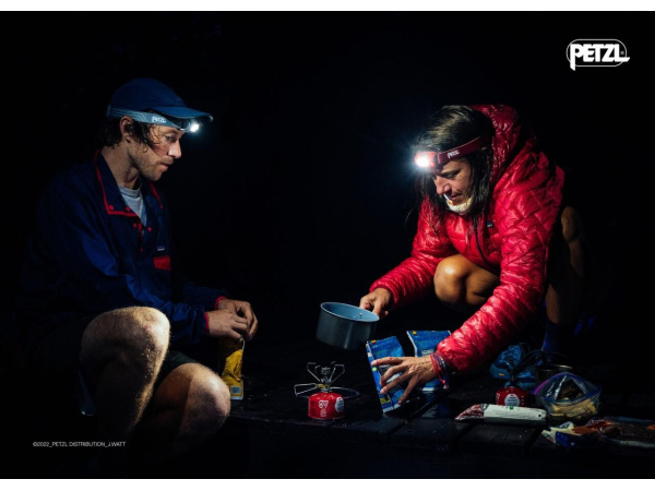 PETZL - Čelovka Actik Core 2025 červená