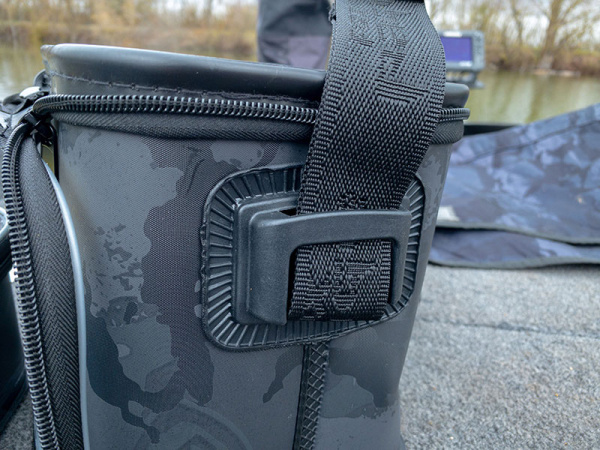 Fox Rage Voyager Camo Welded Bags