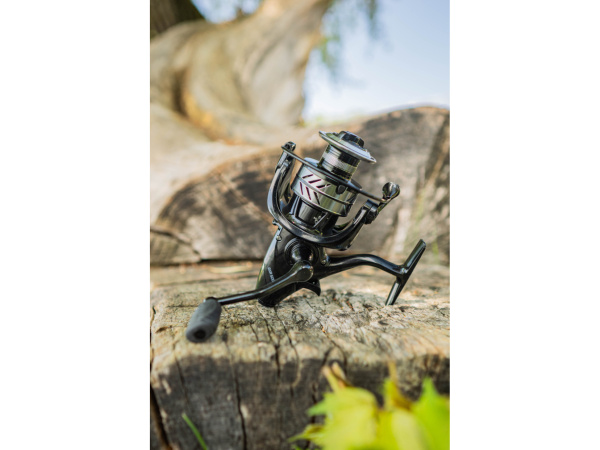 Giants fishing - Naviják GXR Reel 6000FS, Akce 1+1 zdarma!
