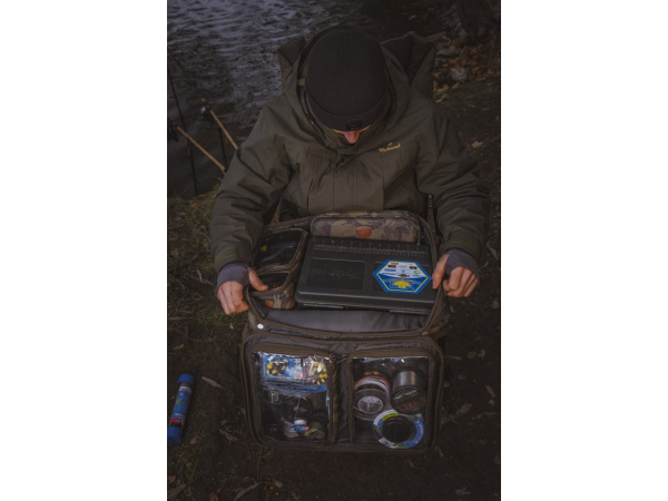 Giants fishing Batoh Compact Rucksack