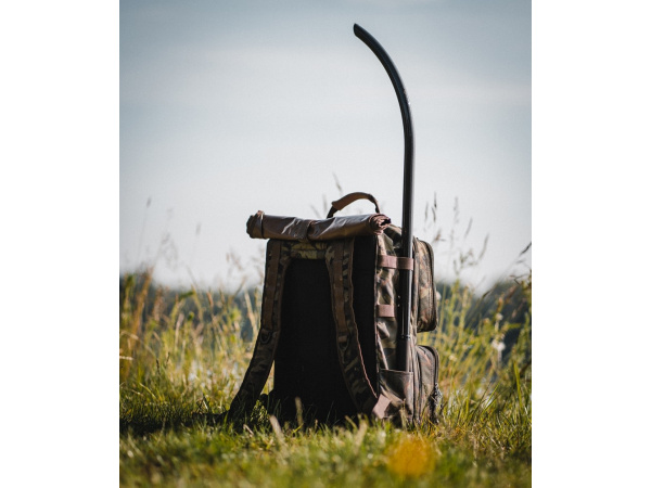 Giants fishing Batoh Compact Rucksack