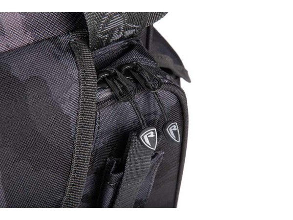 Fox Rage Camo Voyager Moulded XL Carryall