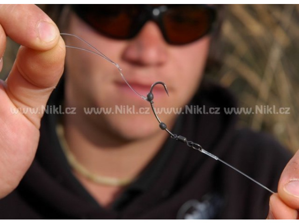 Carp´R´Us Carp´R´Us 360° Stiff Link - Oval Ring & 360° Swivel - 16,5cm, 50lb, 2pcs