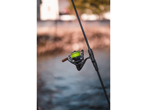 Giants fishing Naviják Deluxe Reel FD 6000 + cívka 6000 ZDARMA!