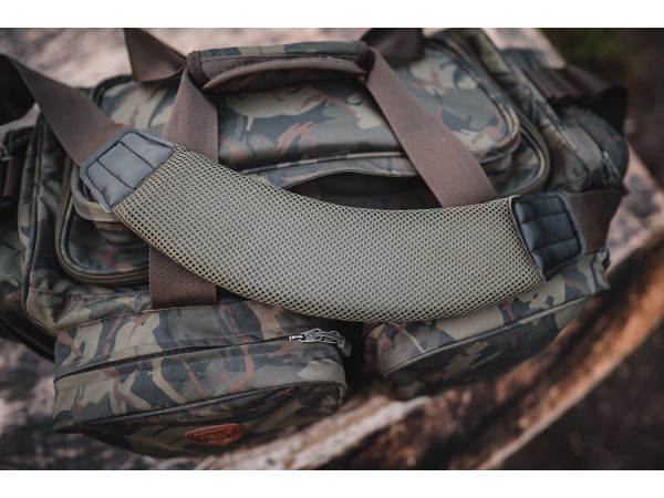 Giants fishing Cestovní taška Deluxe Large Carryall 