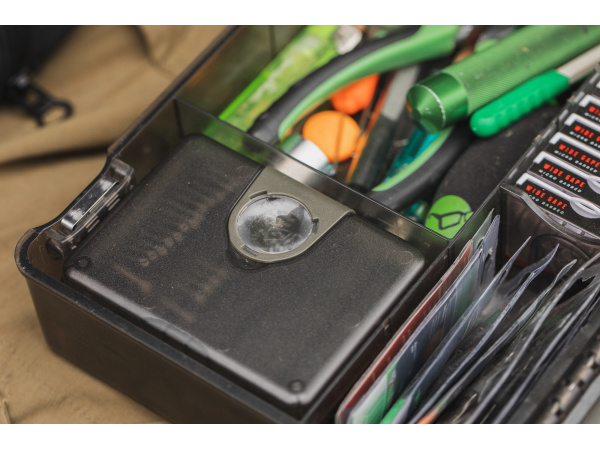 KORDA  Krabička Na Háčky Hook Safe 