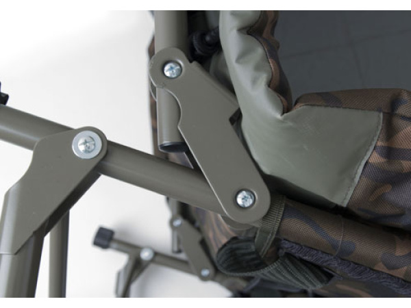 Fox lehátko R-Series Camo Bedchairs