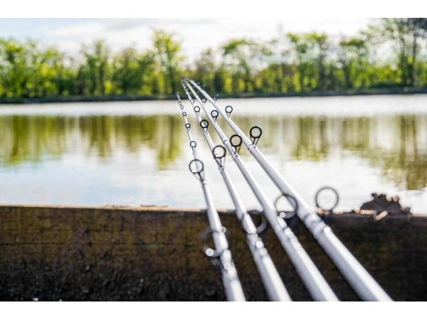 PRESTON INNOVATIONS - Prut DURA Carp Feeder 3,6m 60g 2D